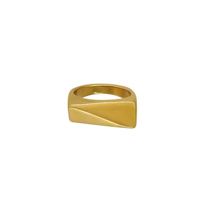 Iris Gold Ring
