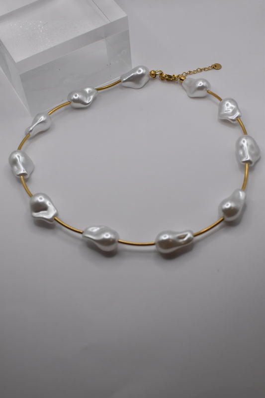Amelia Pearl Necklace