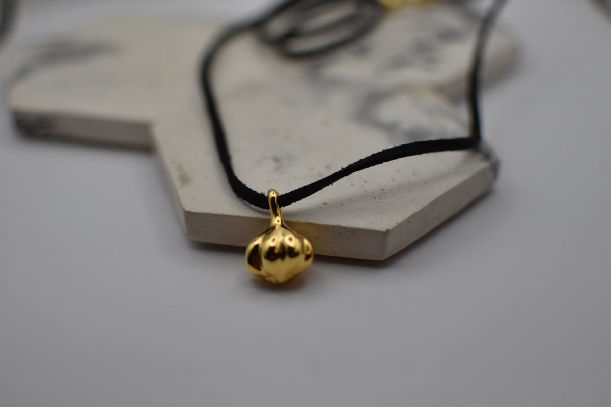 Garlic Pendant Gold