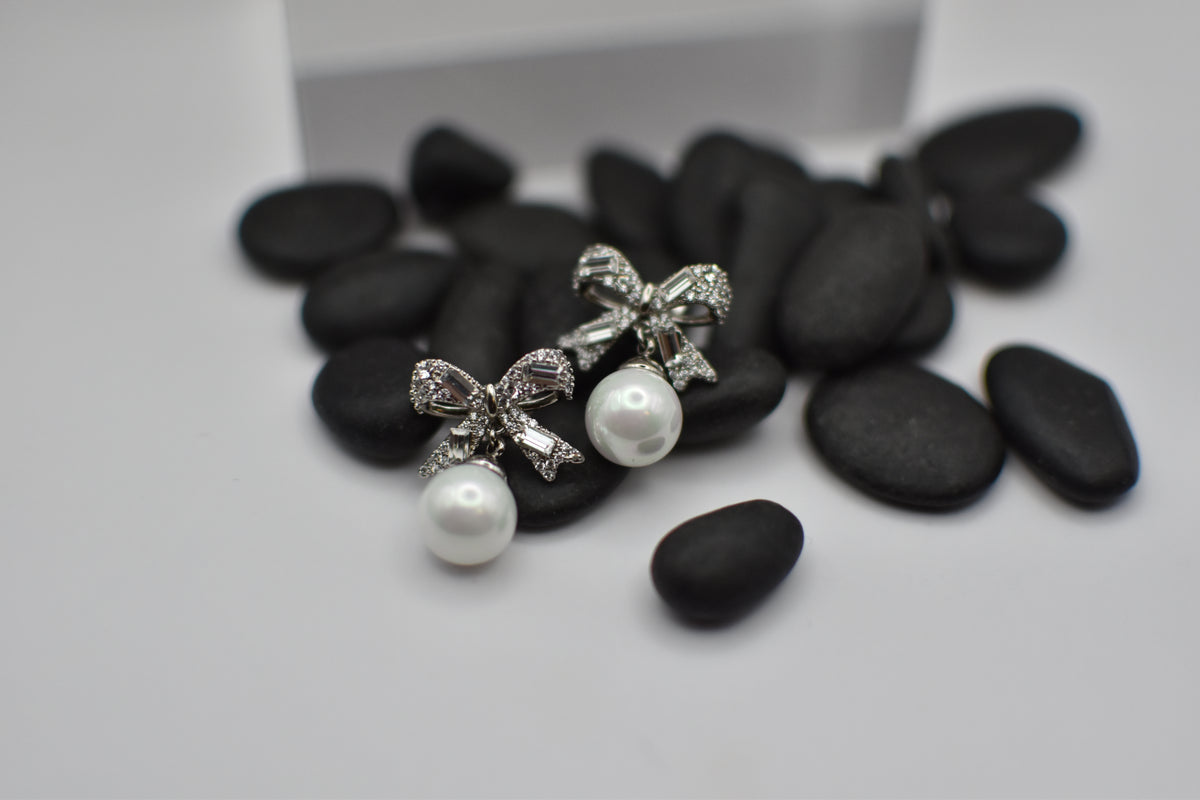 Silver knot Earrings