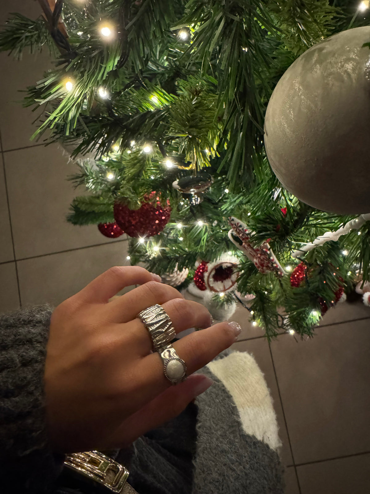 Silver Soft Circle