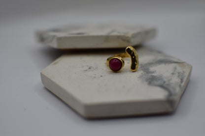 Gold Amor Ring