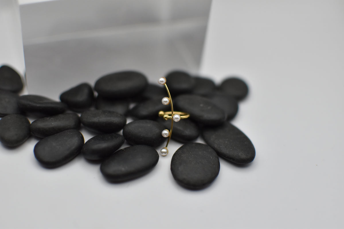 Ear Cuff with pearls