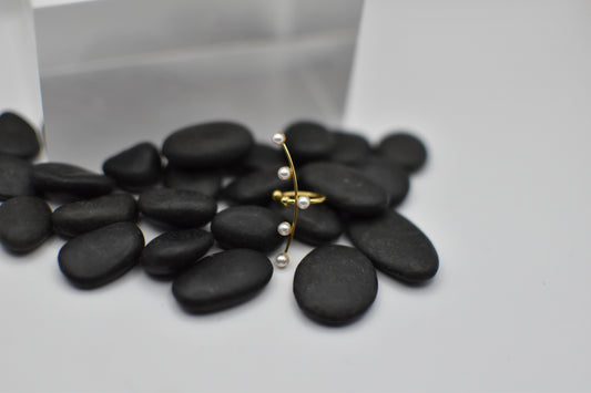 Ear Cuff with pearls