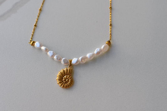Meri Necklace